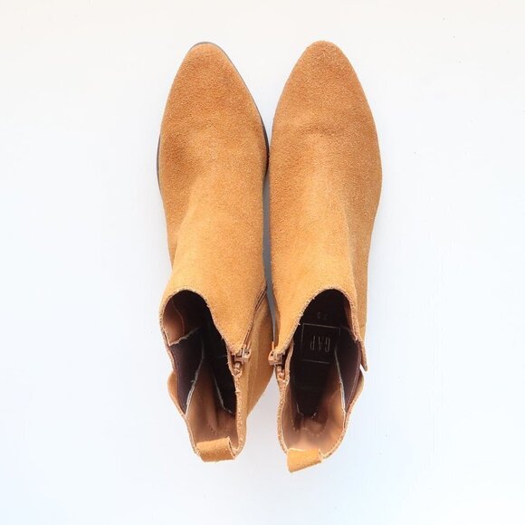 Gap Tan Suede Leather Almond Toe Block Heel Chelsea Booties Ankle Boots Size 7.5 - Picture 5 of 15